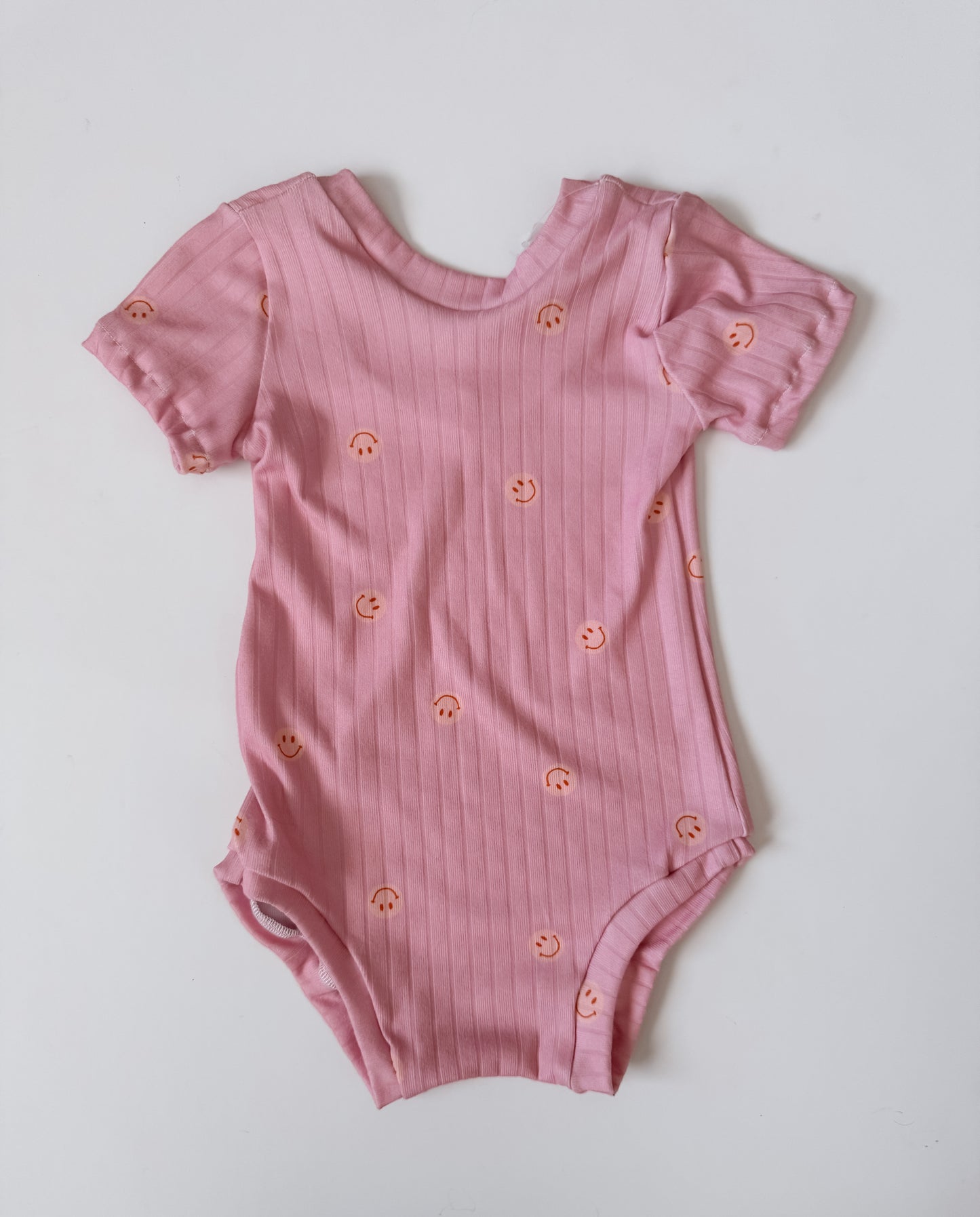 (RTS) Lilac Smiley Leo