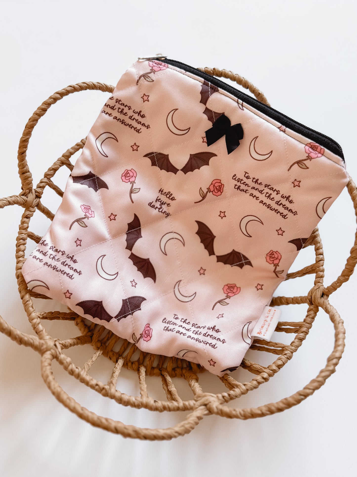 Exclusive ACOTAR E-Reader Sleeve