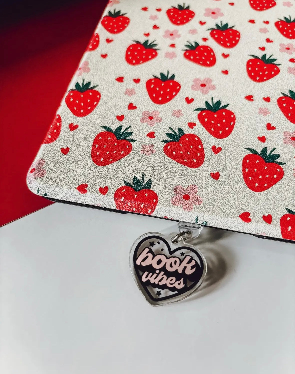 Book Vibes Acrylic E-Reader Charm/Dust Plug