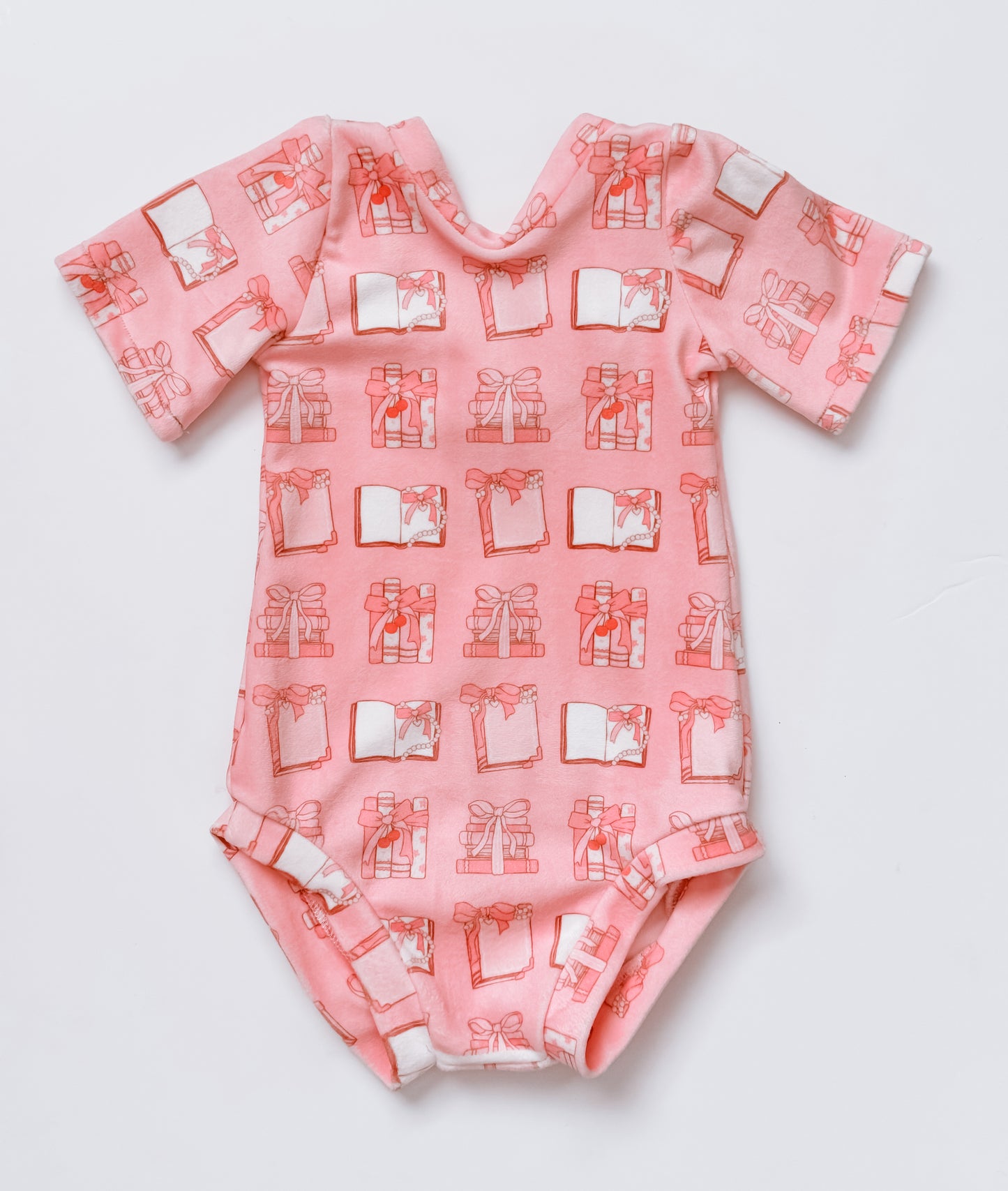 Book Girly Velvet Leo