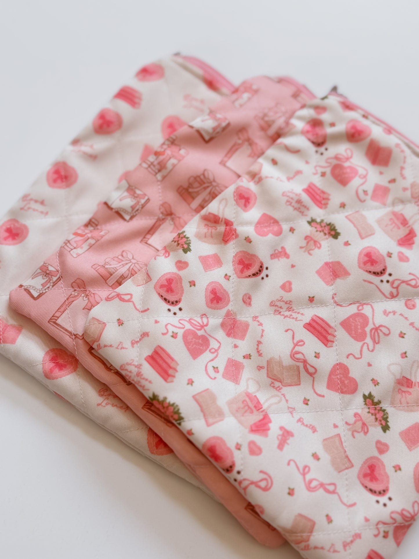 Buy Me Books & Tell Me I'm Pretty E-Reader Sleeve