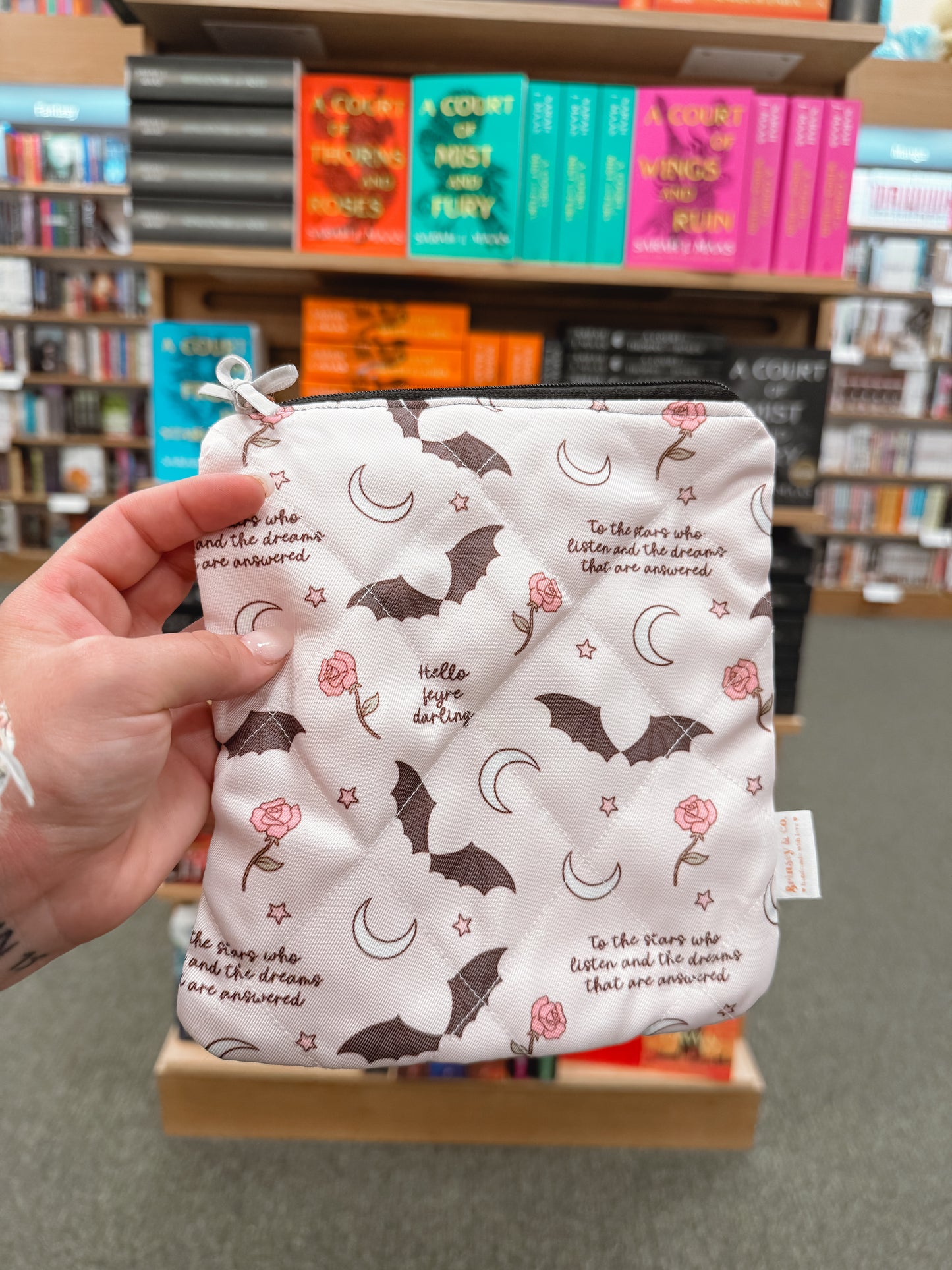Exclusive ACOTAR E-Reader Sleeve