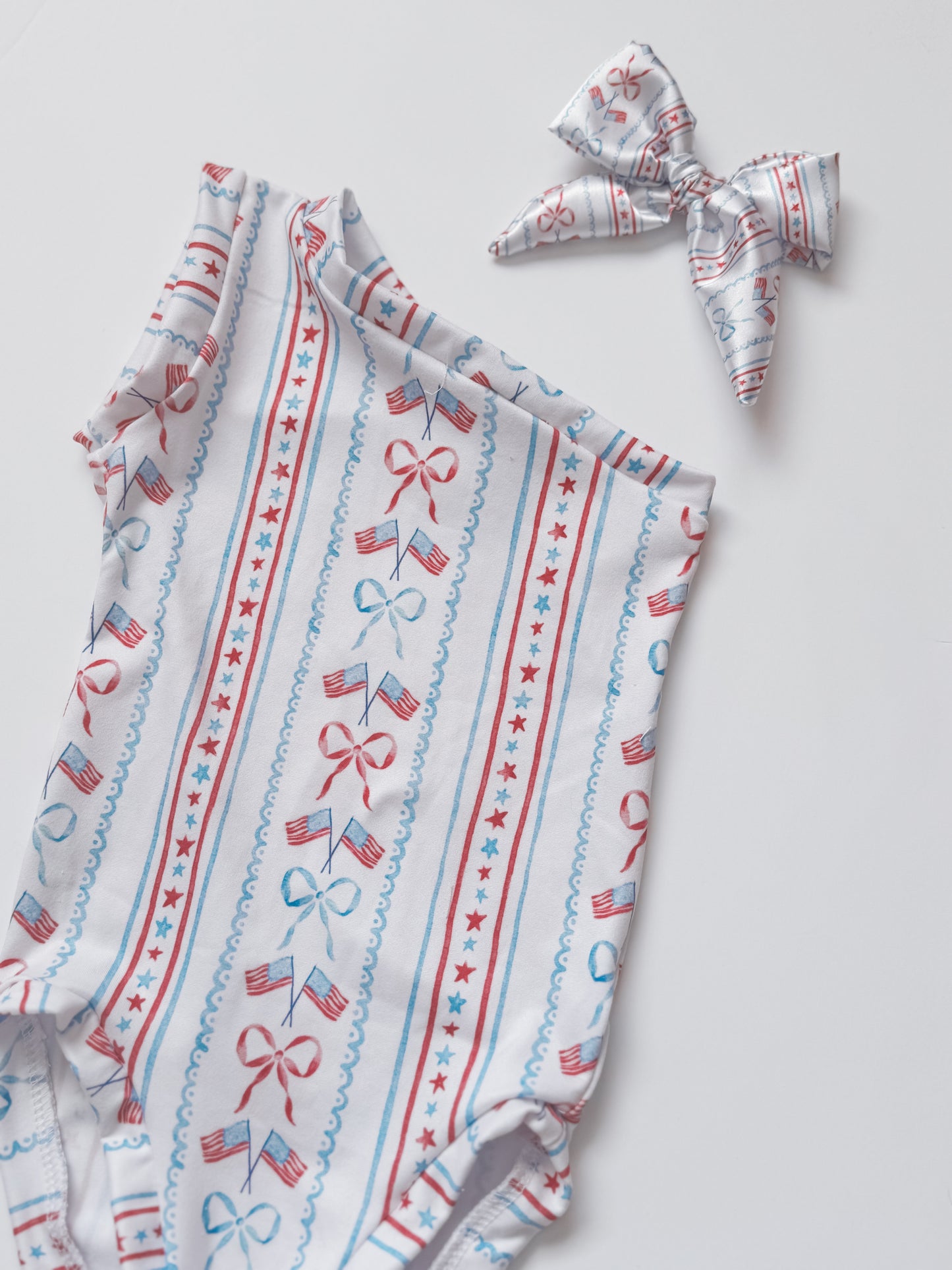 Vintage Flags One Shoulder Leo