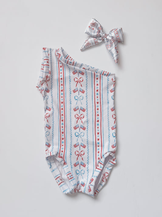 Vintage Flags One Shoulder Leo