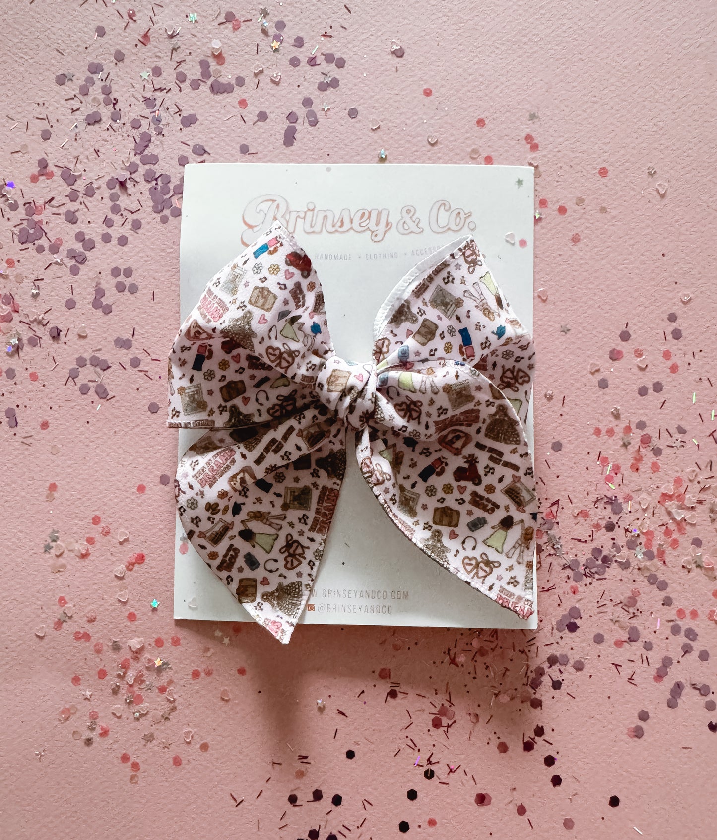 Lizzie Fable Bow