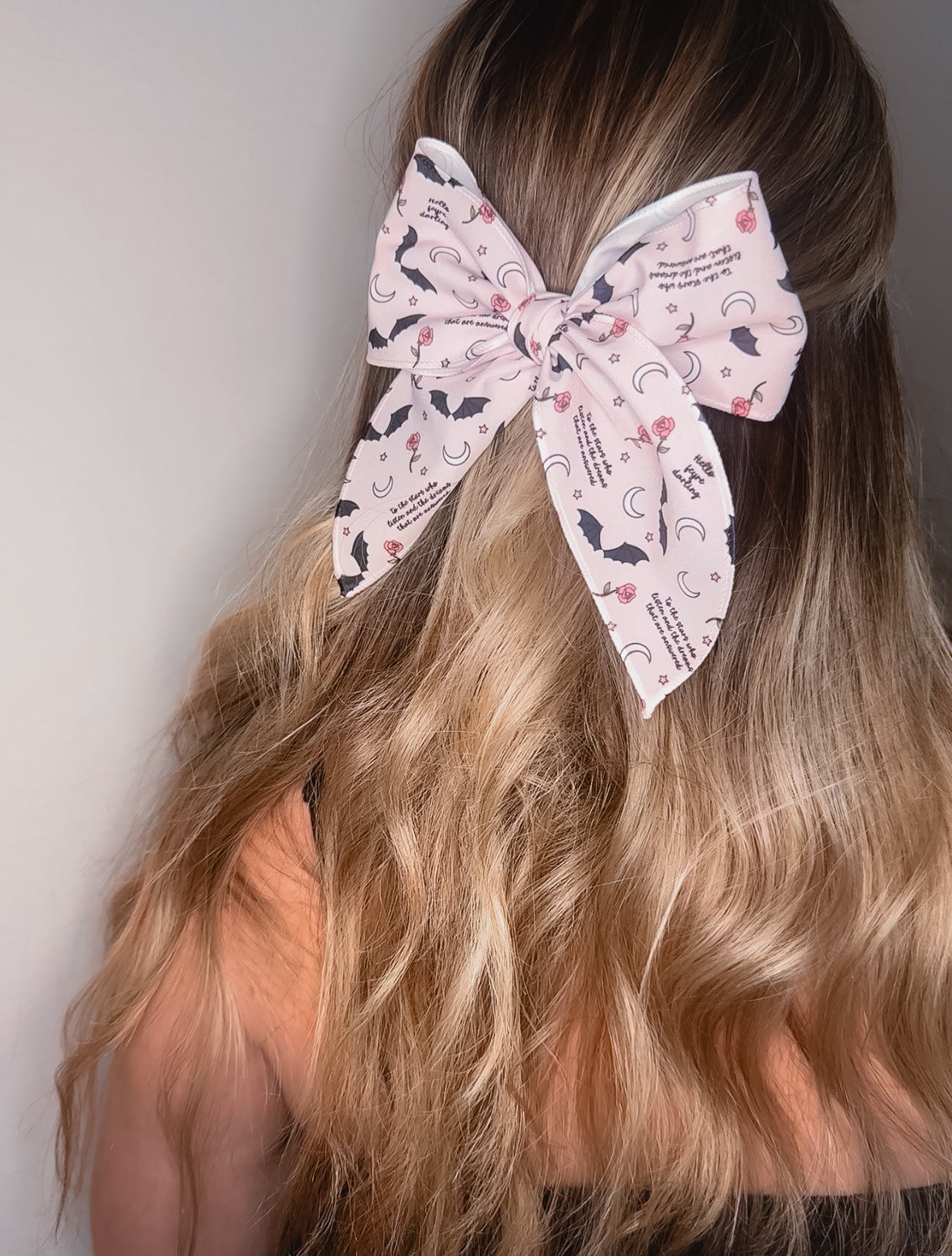 Fae Romantasy Adult Fable Bow