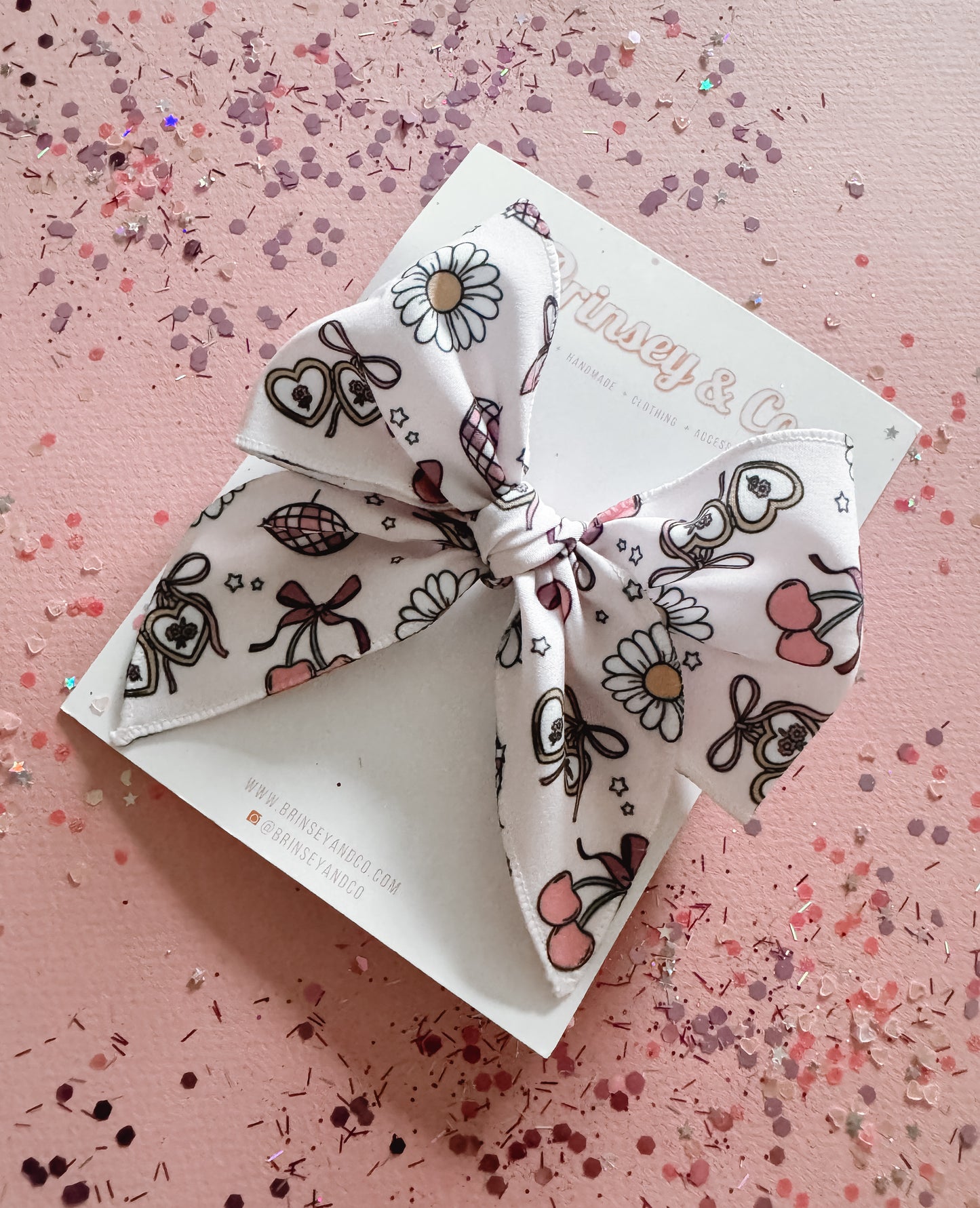 Exclusive Disco Daisy Fable Bow