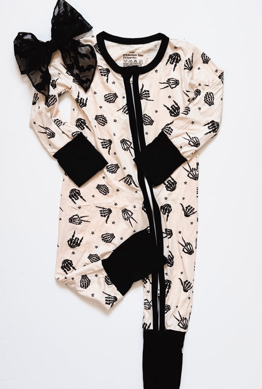 Skeleton Hands Bamboo Zippys (RTS)