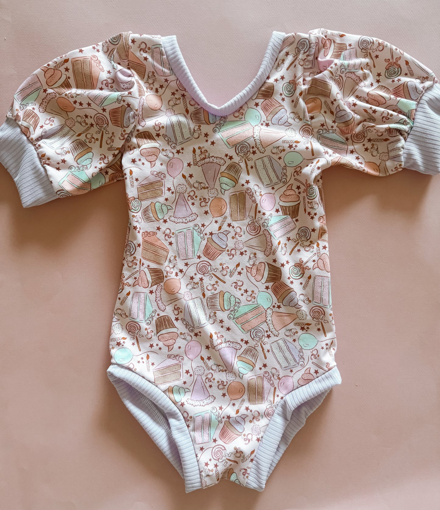Pink Cupcake Birthday Puff Sleeve Leo