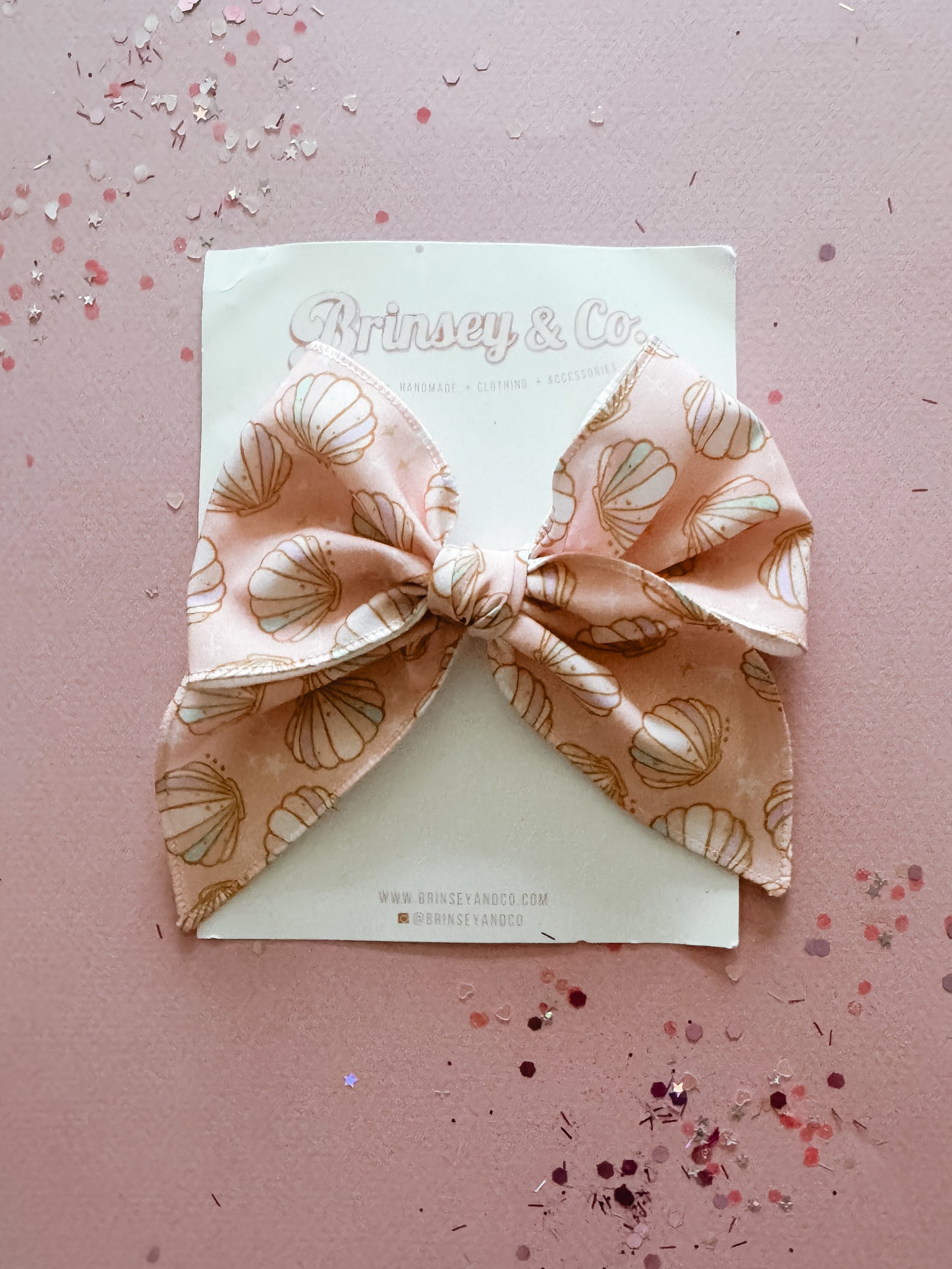 Pink Whimsical Shell Fable Bow