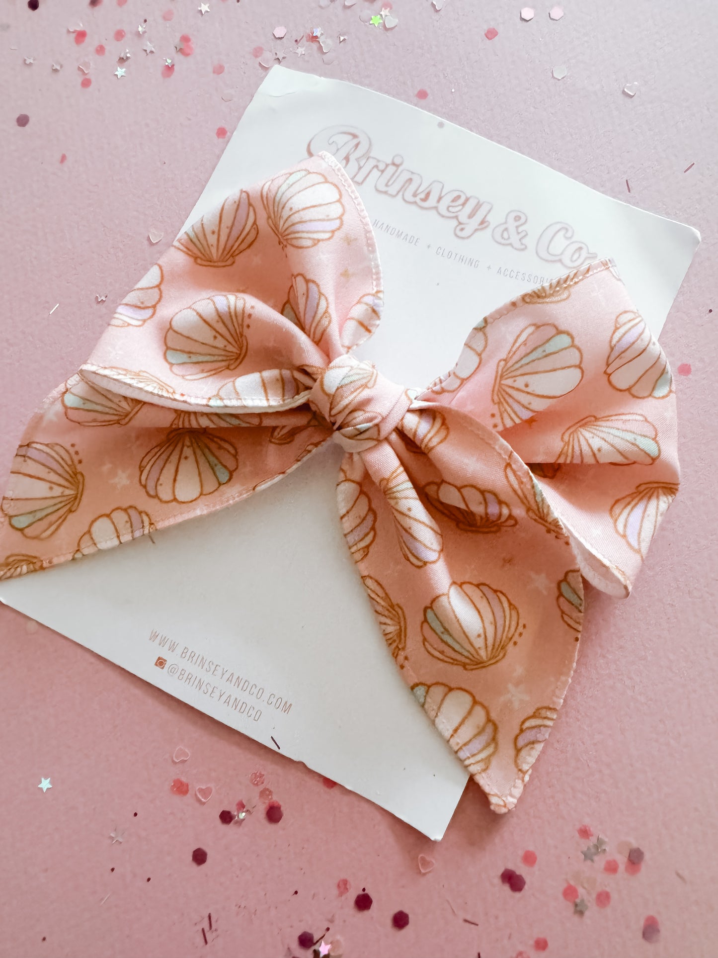 Pink Whimsical Shell Fable Bow