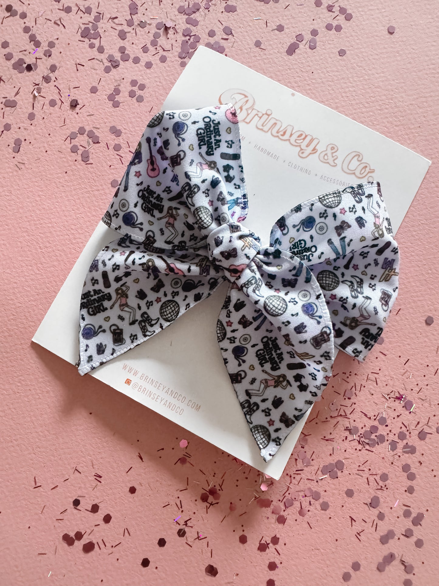 Hannah Fable Bow