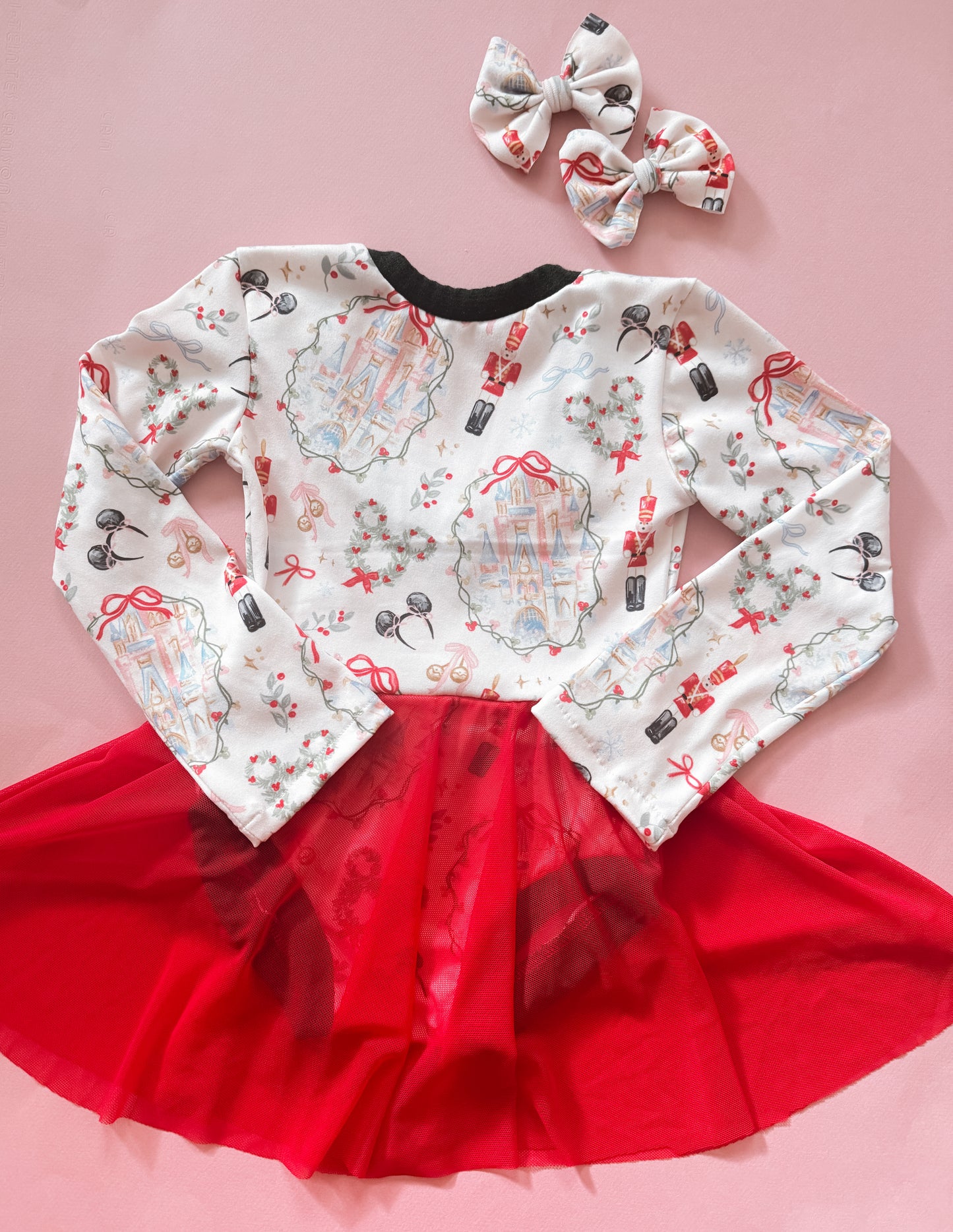 Christmas Castle Skirted Leo