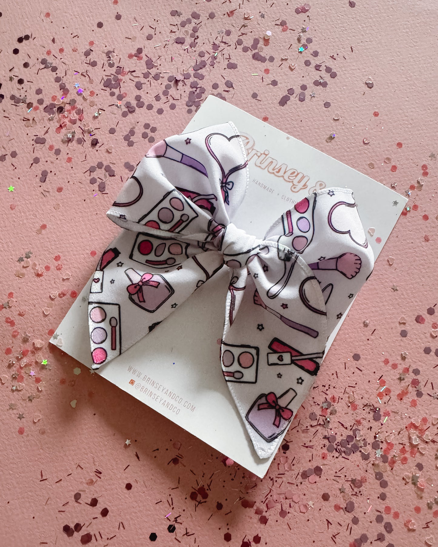 Exclusive Makeup Fable Bow